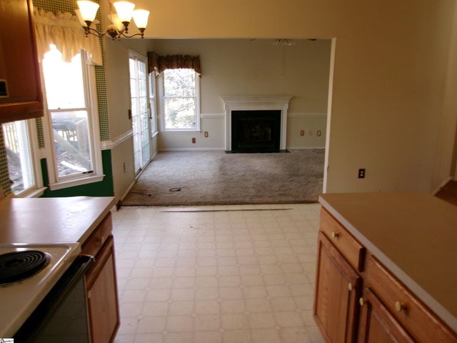 6 Moss Spring Court, Simpsonville, SC 29680