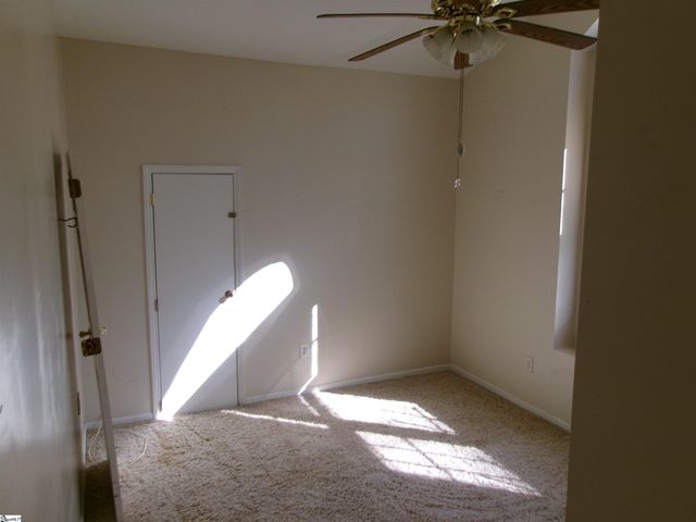 6 Moss Spring Court, Simpsonville, SC 29680