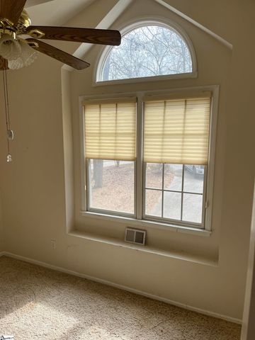 6 Moss Spring Court, Simpsonville, SC 29680