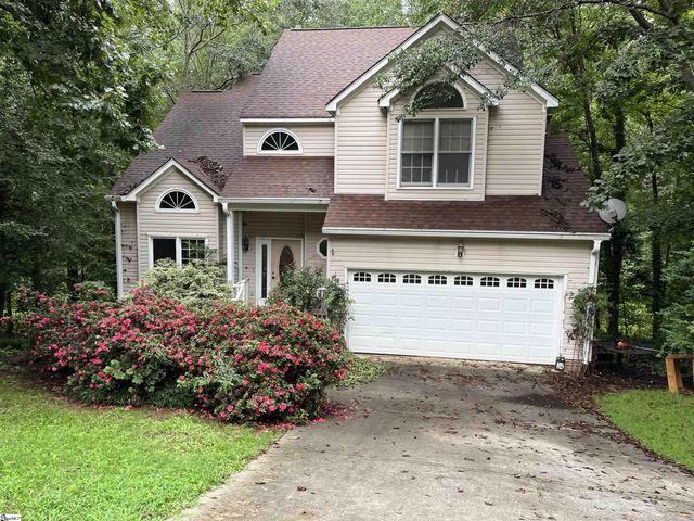 6 Moss Spring Court, Simpsonville, SC 29680