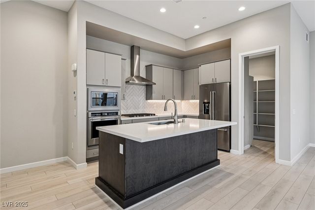 2509 Silent View Avenue, Henderson, NV 89044