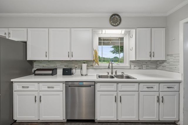 205 Riverside Dr, N, Carthage, TN 37030