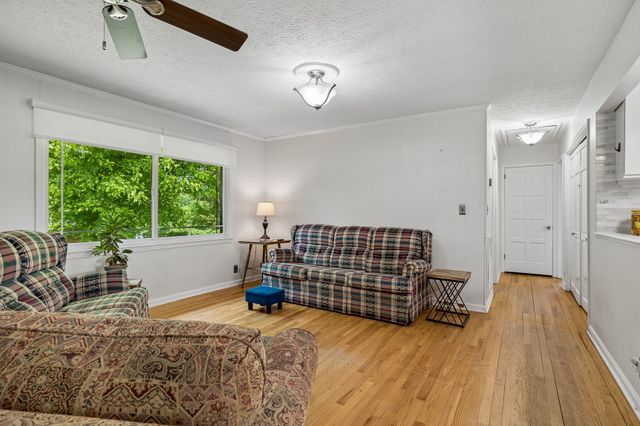 205 Riverside Dr, N, Carthage, TN 37030
