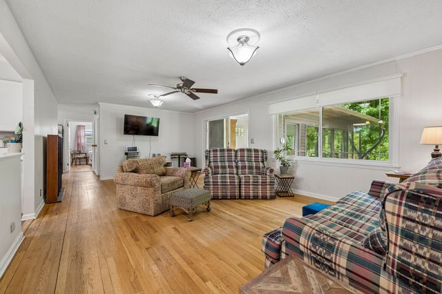 205 Riverside Dr, N, Carthage, TN 37030
