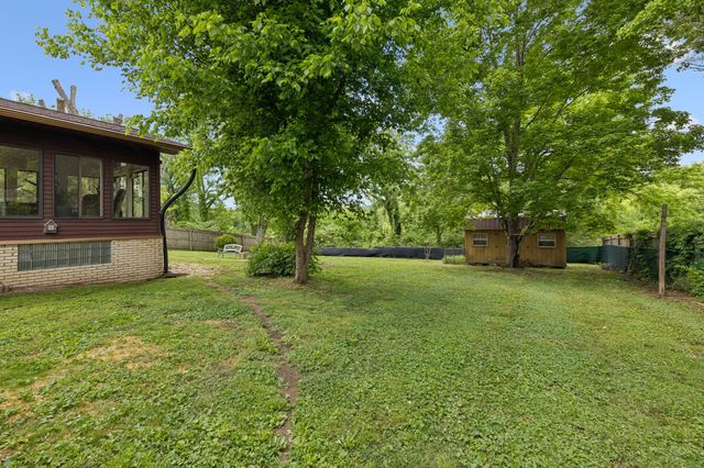 205 Riverside Dr, N, Carthage, TN 37030