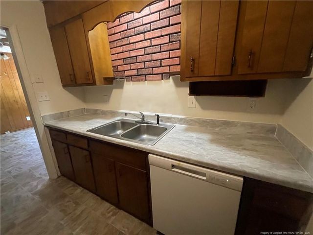 4809 Belford Road, Fayetteville, NC 28314