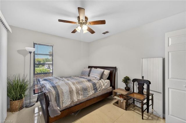 17318 Timber Oak LN, Fort Myers, FL 33908