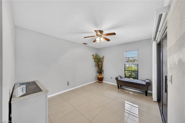17318 Timber Oak LN, Fort Myers, FL 33908