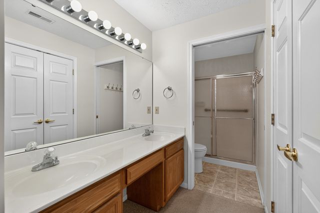 168 Langshire Court, Florence, KY 41042