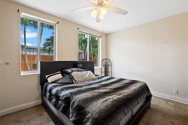 2251 NW 87th Ave 2251, Pembroke Pines, FL 33024
