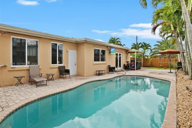 2251 NW 87th Ave 2251, Pembroke Pines, FL 33024