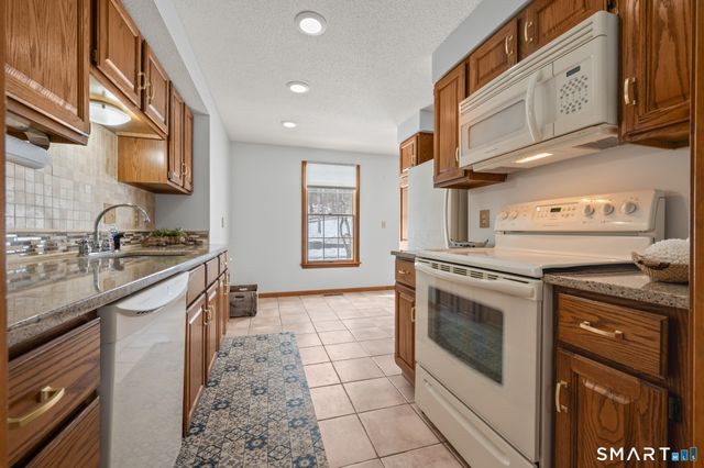 242 Summer Street 242, Portland, CT 06480