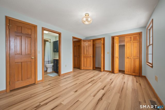 242 Summer Street 242, Portland, CT 06480