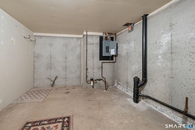 242 Summer Street 242, Portland, CT 06480