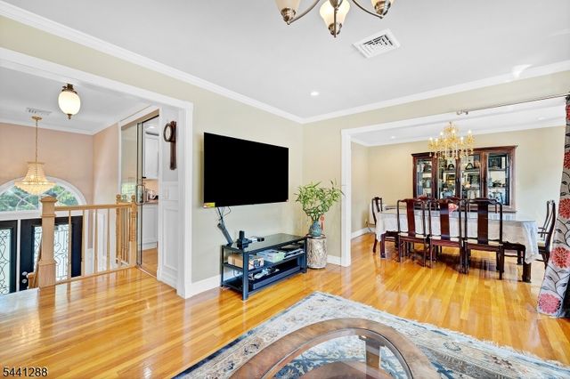 111 Walton Ave, Union Twp., NJ 07083