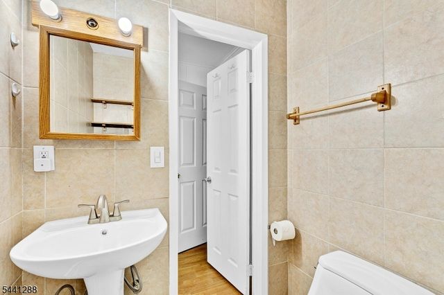 111 Walton Ave, Union Twp., NJ 07083