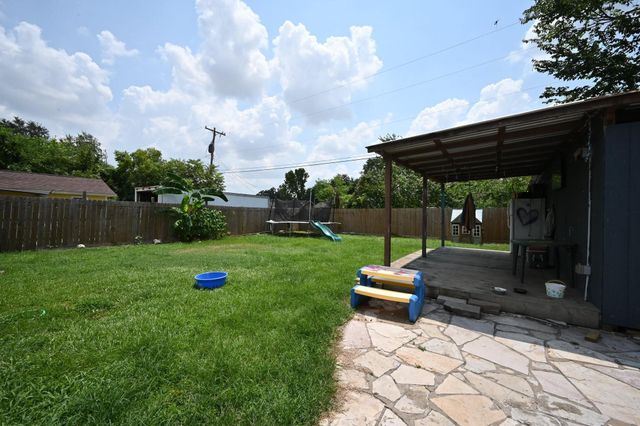 12360 Dorwayne Court, Houston, TX 77015