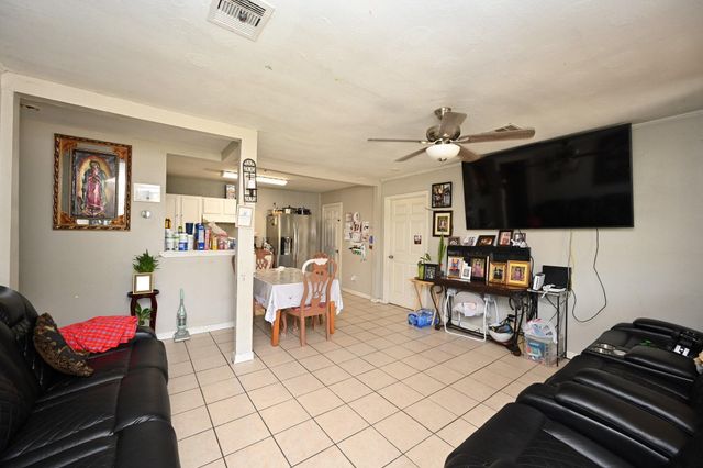 12360 Dorwayne Court, Houston, TX 77015