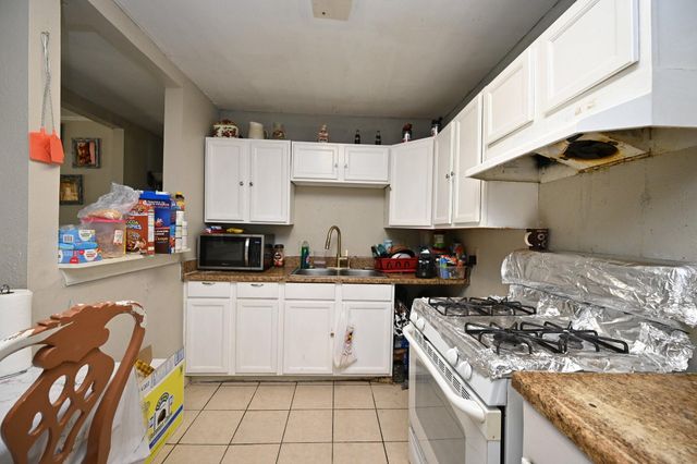 12360 Dorwayne Court, Houston, TX 77015