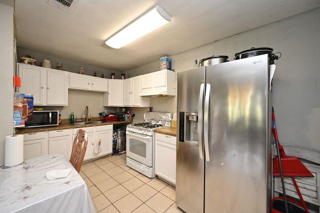 12360 Dorwayne Court, Houston, TX 77015