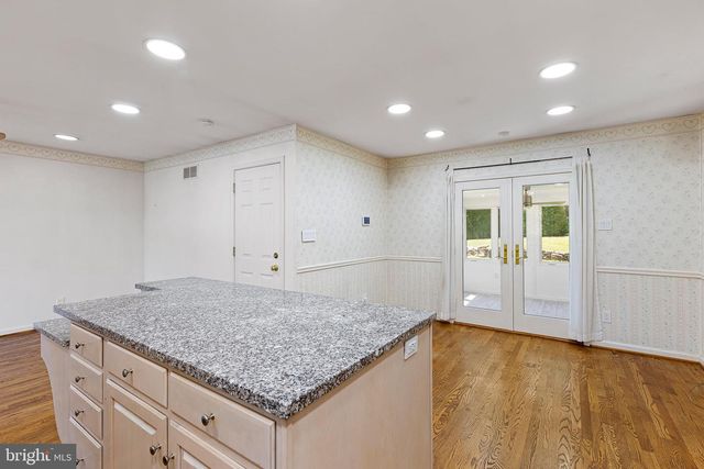 504 APPLE RD, Newark, DE 19711