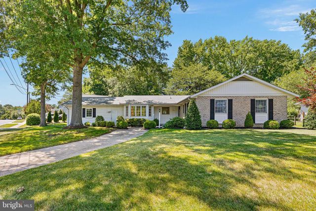 504 APPLE RD, Newark, DE 19711