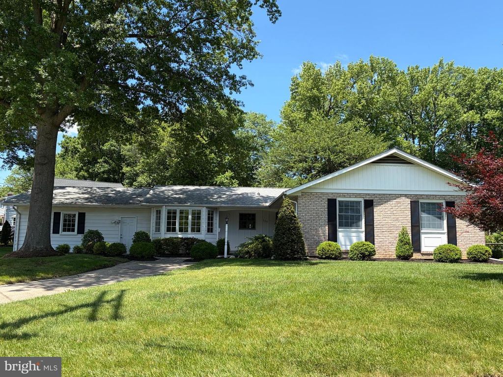 504 APPLE RD, Newark, DE 19711
