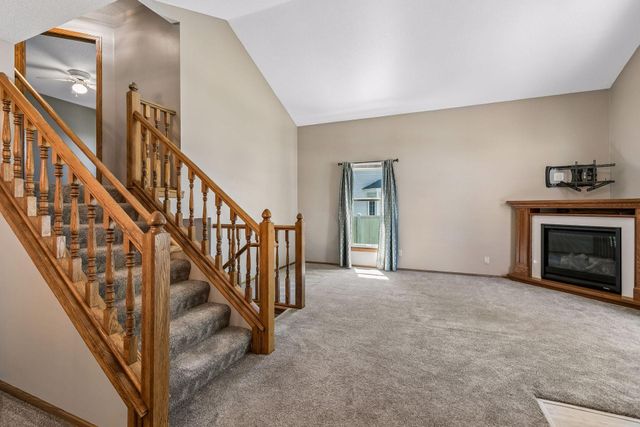 9407 Jasmine Avenue S, Cottage Grove, MN 55016