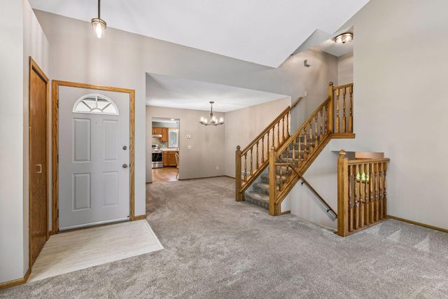 9407 Jasmine Avenue S, Cottage Grove, MN 55016