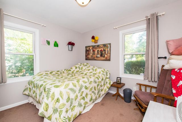 2510 Dexter Avenue, Kalamazoo, MI 49004