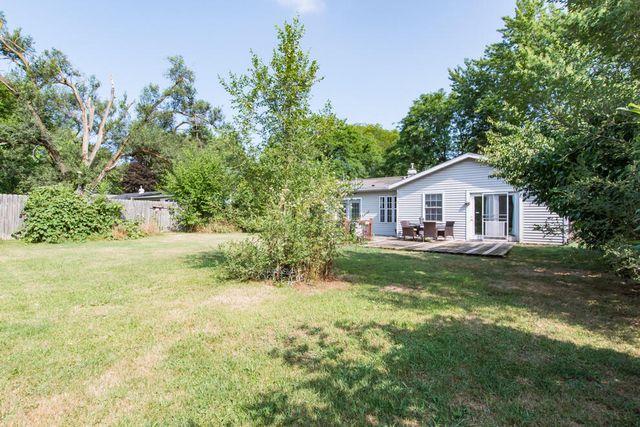 2510 Dexter Avenue, Kalamazoo, MI 49004