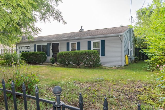 2510 Dexter Avenue, Kalamazoo, MI 49004