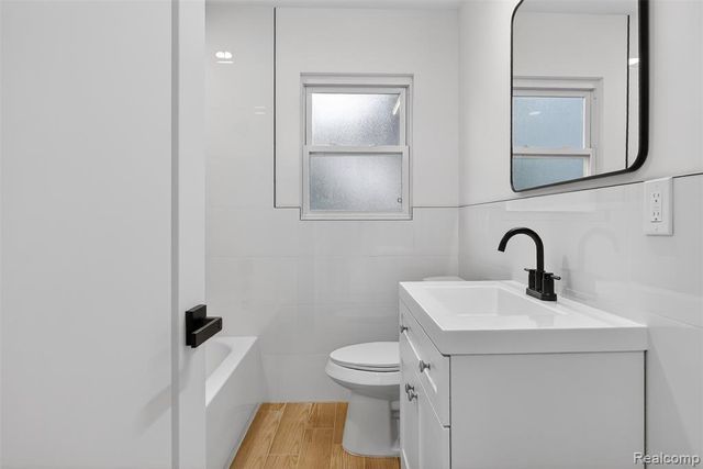 15022 Winston, Redford, MI 48239