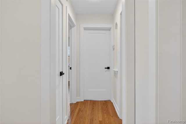 15022 Winston, Redford, MI 48239