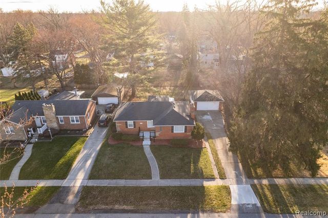 15022 Winston, Redford, MI 48239