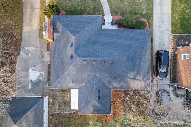 15022 Winston, Redford, MI 48239