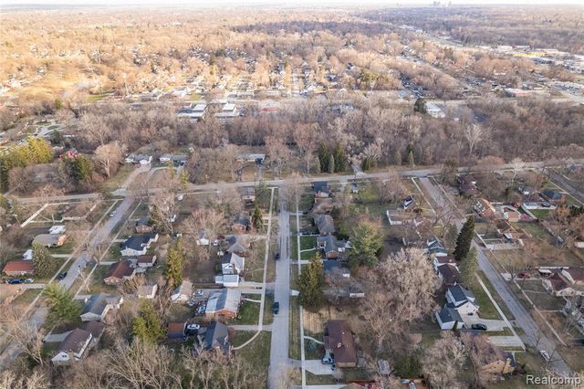 15022 Winston, Redford, MI 48239