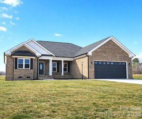 3243 Wilson Court 11, Lincolnton, NC 28092