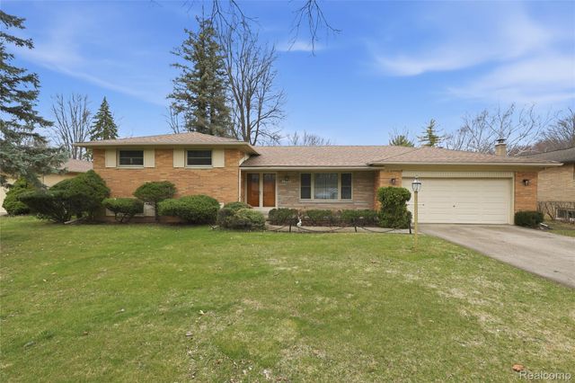 25509 S Afton Street, Harrison Charter Township, MI 48045