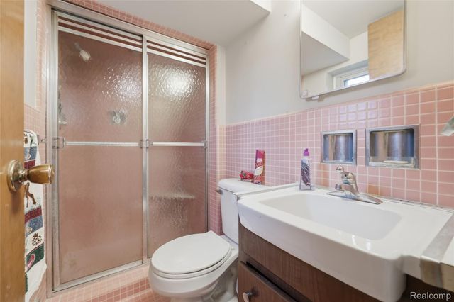 25509 S Afton Street, Harrison Charter Township, MI 48045