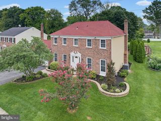200 TRAPPE LN, Langhorne, PA 19047