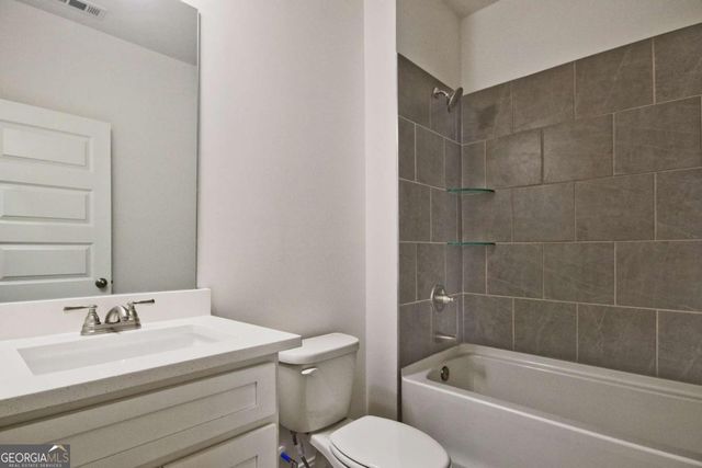 7423 Rocklin Lane, Flowery Branch, GA 30542