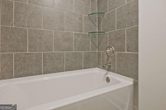 7423 Rocklin Lane, Flowery Branch, GA 30542