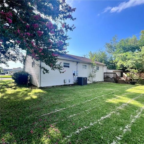 1900 Darnell DR, Virginia Beach, VA 23455