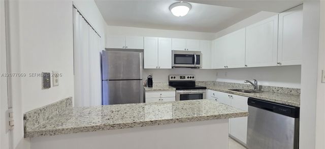 20125 NE 3rd Ct 3, Miami, FL 33179