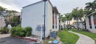 20125 NE 3rd Ct 3, Miami, FL 33179