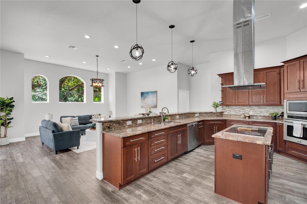 Image 18 of property listing at 4931 TURTLE CREEK TRAIL, Oldsmar, FL 34677