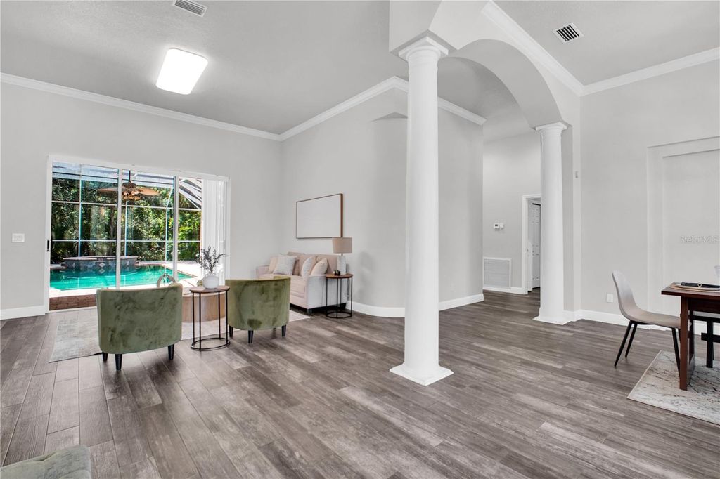 Image 4 of property listing at 4931 TURTLE CREEK TRAIL, Oldsmar, FL 34677