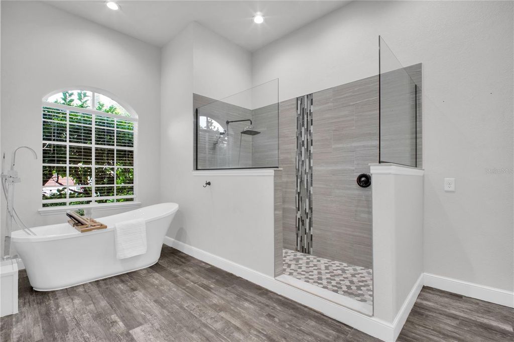 Image 41 of property listing at 4931 TURTLE CREEK TRAIL, Oldsmar, FL 34677