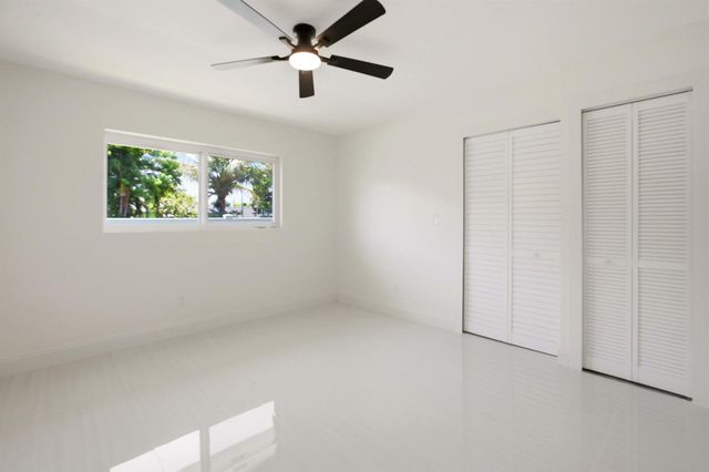 401 NW 3rd Place, Dania Beach, FL 33004